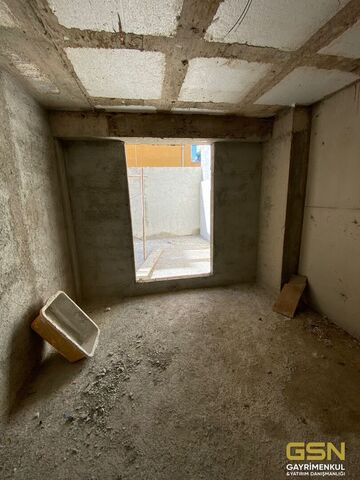 44-ÇAYIROVA YENİMAHALLE’DE MERKEZİ KONUMDA